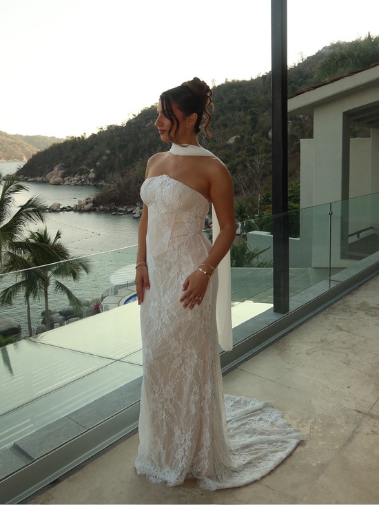 Lulus Dresses & Skirts - Strapless White Lace Bridal Gown